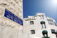 Golden Walls Hotel Hotel a 