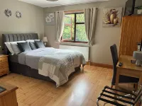 Davmar House - parking