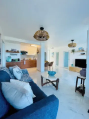 Oceanfront VIEW Fajardo, 2 BDRM+2BA Condo A/C, Olympic sized Outdoor Pool, WIFI