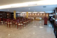 Apartamentos San Pedro Hotels in Burunchel