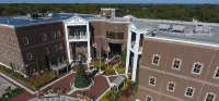 Hunter Arms Hotel