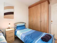 My-Places Elegant 6 Bed Town House - 68 Hotels in Manchester