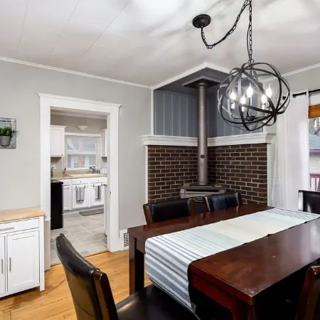 Classic Lansing Home: In the middle of everything