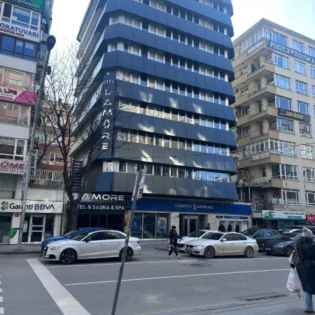 Lamore Hotel