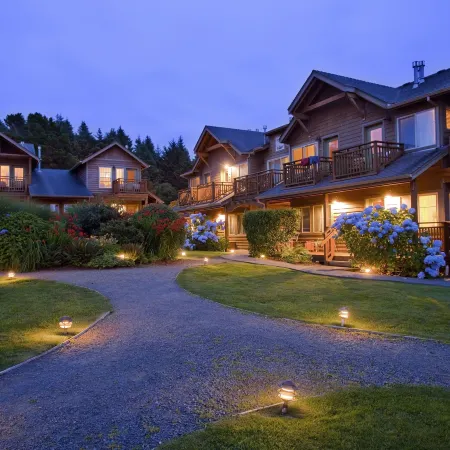 Inn at Cannon Beach Отели рядом с достопримечательностью «Пляж Кэннон-Бич»