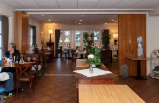 Foldens Hotel
