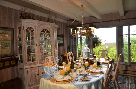 Le Petit Clocher Gite Touristique B & B