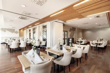 Diune Resort & Apartamenty Отели рядом с достопримечательностью «Kolobrzeg Sea Port»