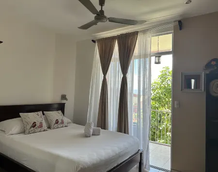 Hotel Casa de Lis Отели в г. Ujarras