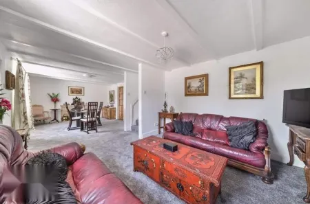 4 Bed-2 Bath-Sleeps 8-Large Garden-Pet Friendly Отели в г. Сидлинг Сейнт Николас