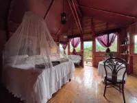 Los Naranjos Town Houses Hotels in Juayua