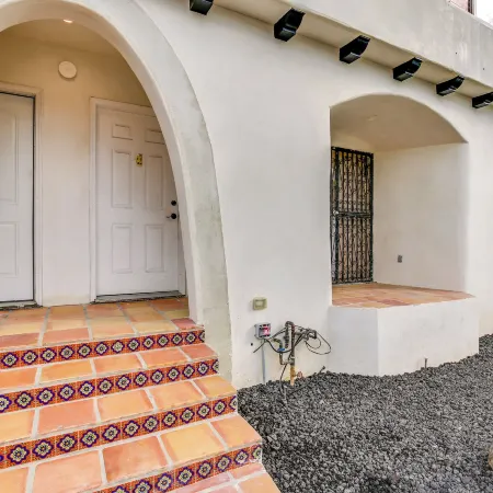 7 Mi to Dtwn! Modern Retreat in East Los Angeles