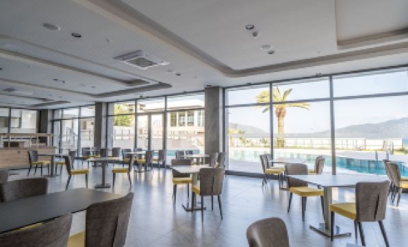 Premier Nergis Beach