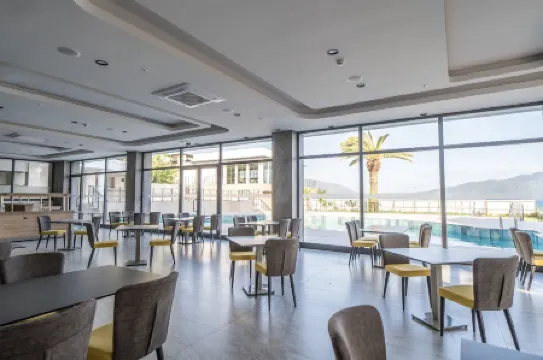 Premier Nergis Beach