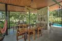 Villas Piña - Adults Only - Parking