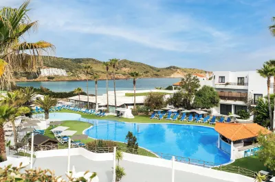 Fergus Club Carema Splash Hotels in Fornells