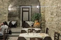 Palazzo Iaquinta - Rooms, Restaurant & Wellness
