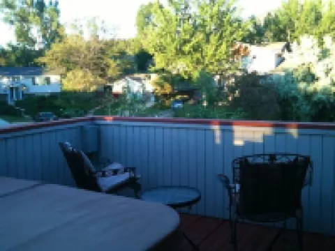 South Boulder 2 BR Apartment (option for 5 BR home) - 30 day min<br>