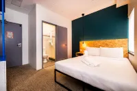 Trademark Hostel - Fully Air Conditioned Hotels in Rushcutters Bay