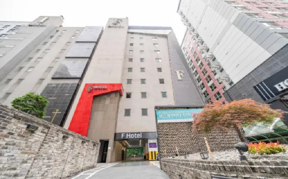 F Hotel Yeongdeungpo Отели рядом с достопримечательностью «Йеуидо»