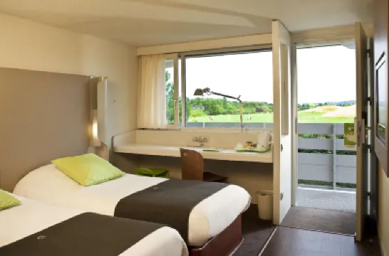 Campanile NATURE - Villennes sur Seine Poissy Hotels in Yvelines