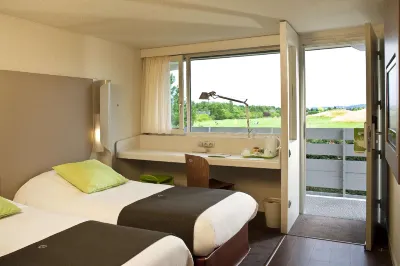 Campanile Villennes Sur Seine - Poissy Hotels in Carrières-sous-Poissy
