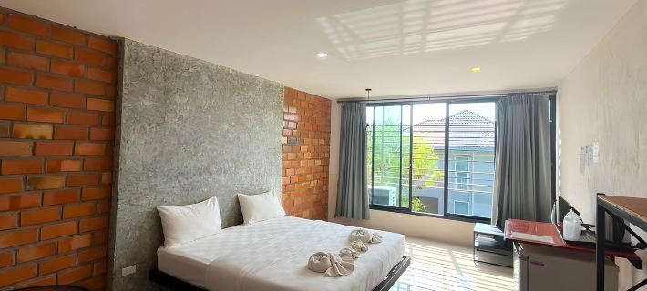 Moonrise Villa Hotels in Pathio