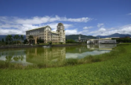 月眉民宿 鄰近夢幻湖的酒店