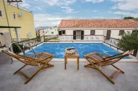 Villa Suzy Lux - Parkering