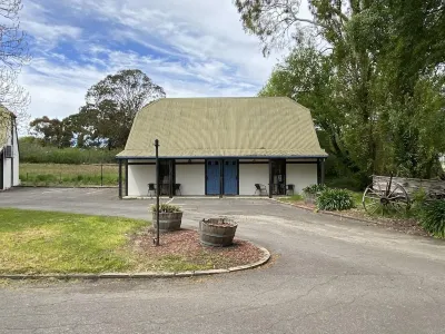 Hahndorf Old Mill Motel Hotels in Macclesfield