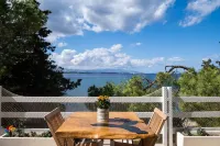 Yasos by the Sea