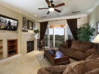 Luxurious Villa at Lake Las Vegas Hotels near بحيرة لاس فيغاس