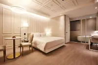 Hotel Wanted Hotel in zona Istituto nazionale delle risorse biologiche