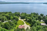 Rustic 3-Story Pittsburg Cabin w/ Lake & Mtn Views - 3-Star