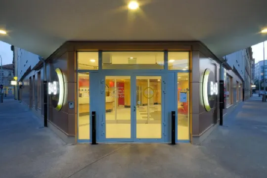 B&B HOTEL Prague-City Отели рядом с достопримечательностью «Национальный технический музей»