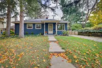 Ann Arbor Home w/ Deck, 2 Mi to Michigan Stadium! - Homestays