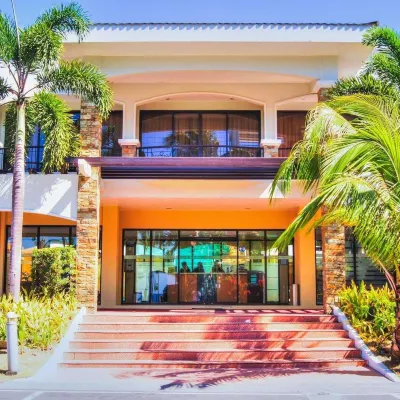 Bayfront Hotel Subic Hôtels à proximité de : University of the Philippines Extension Program in Olongapo