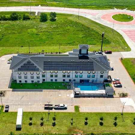 Garner Hotel NORMAN - UNIVERSITY AREA by IHG Отели в г. Макклейн Каунти