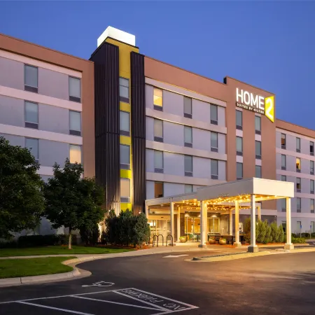 Home2 Suites by Hilton Roseville Minneapolis