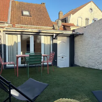 Pretty 50 m2 fisherman's cottage with exterior