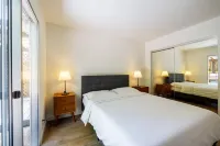 Cheerful 3bedrooms/2bathrooms Single Family House Hotels near Dougherty Station Library - Contra Costa County Library