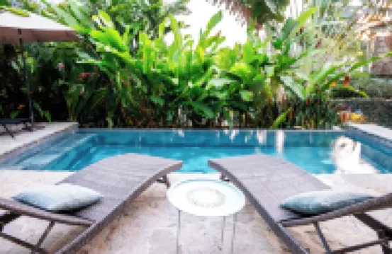 Kitchen, Saltwater Pool, Fast Wifi, Queen Bed, Air Conditioning - "Mar"