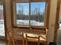 Frank Lloyd Wright Inspired, Private, Mountain Views, Easy Access & Parking