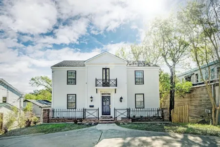 Fondren: Modern Magnolia