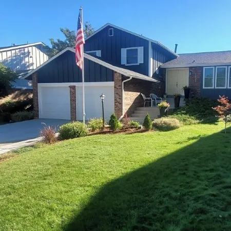 Cozy walkout basement in fantastic Centennial area with WiFi, AC