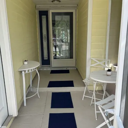 Charming 3-bedroom pool home on the lake with spectacular sunsets & close to all