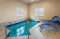 Americas Best Value Inn and Suites Racine - Pools