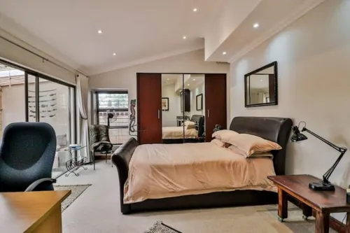 Umuzi Tranquility guesthouse Hotels in Alberton