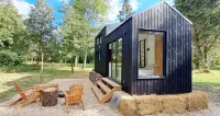 The Minimalists, Tiny House in the heart of Sologne Hotels in Ligny-le-Ribault