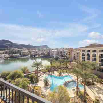 Lakefront Bliss • Stunning Views & Peaceful Vibes Others